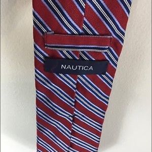 Red striped silk tie